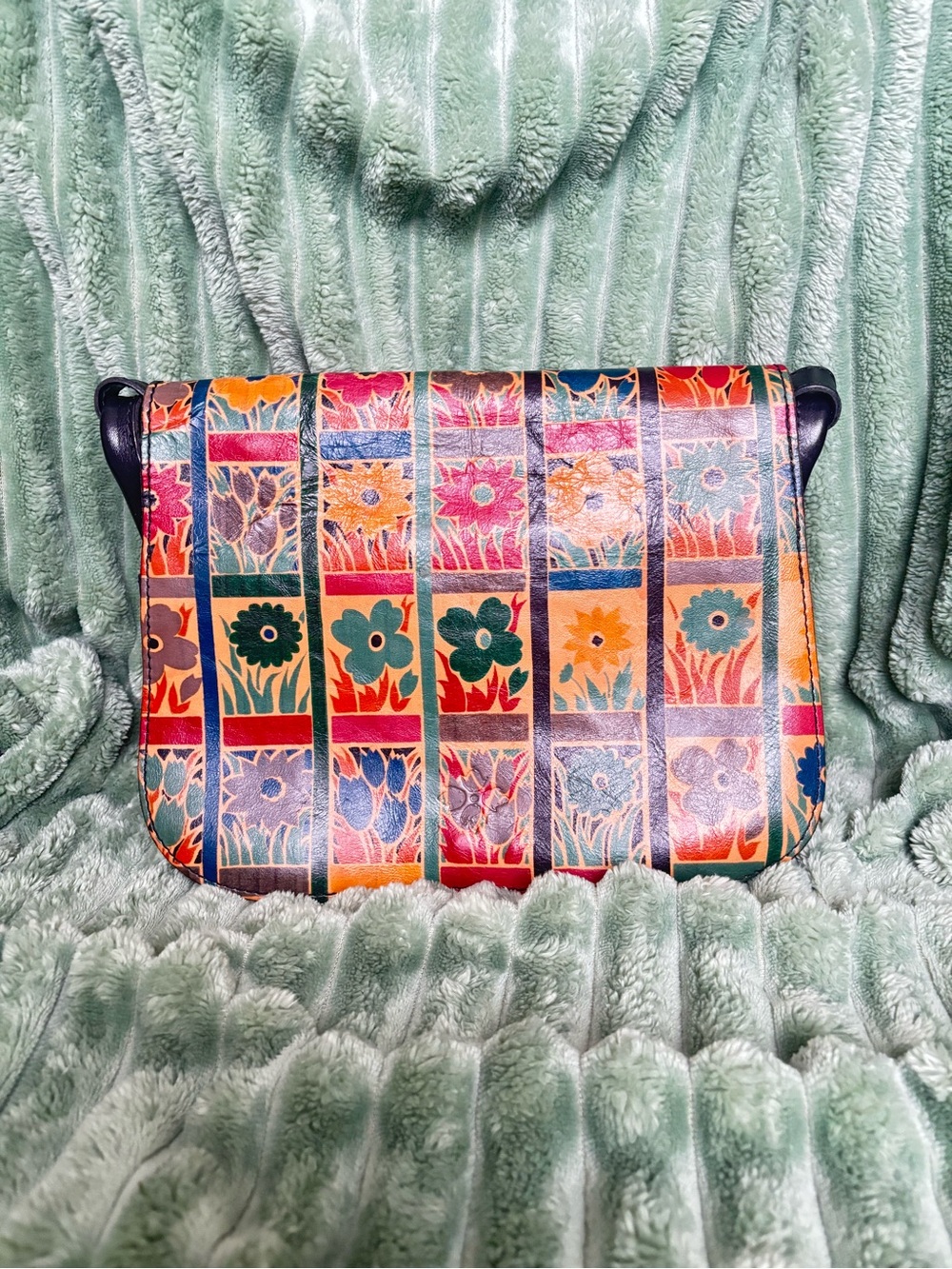 PATRICIA NASH VENEZIA ITALIAN LEATHER 
FLORAL Colorblock Crossbody Messenger Bag